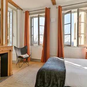 beau-duplex-avec-jardin-et-vue.hotels-rhonealpes.com/